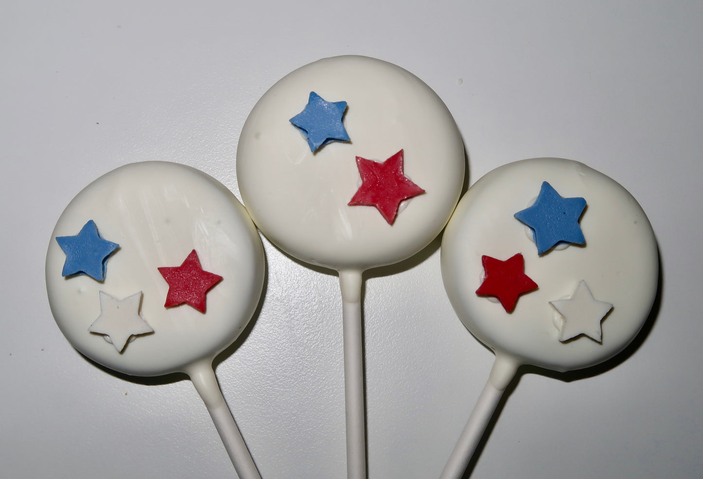 Custom Cake Pops